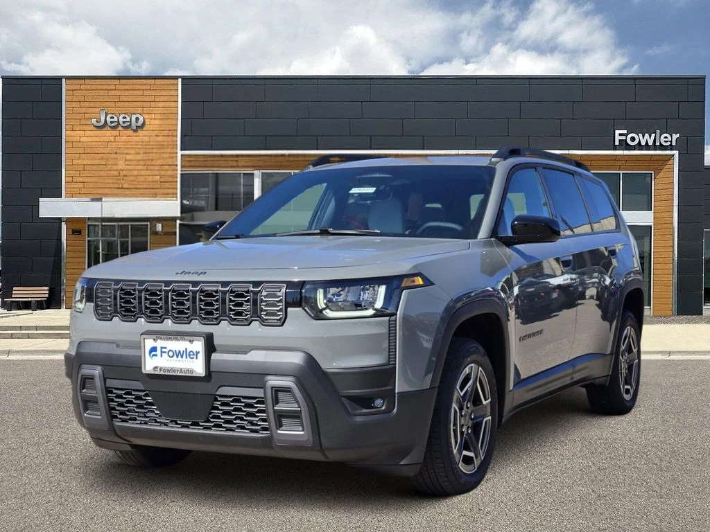 2026 Jeep Cherokee Laredo HEV 4X4's photo