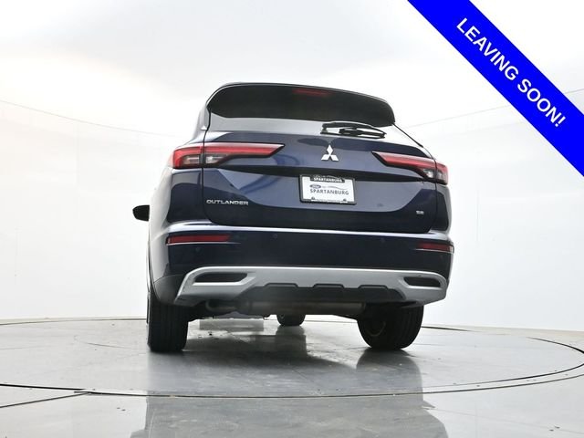 Used 2024  Mitsubishi SE image 48