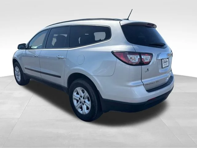 Used 2017 SILVER ICE METALLIC Chevrolet LS image 3