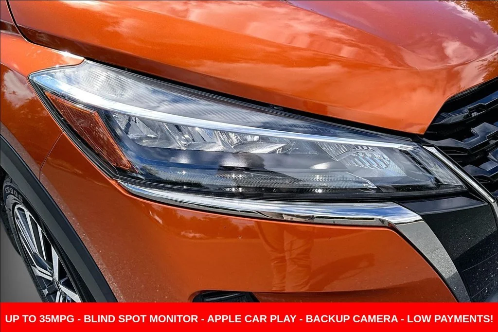 Used 2023 Orange Nissan SR image 35