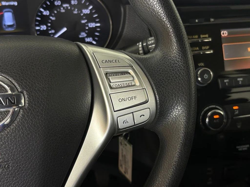 Used 2016 Red Nissan S image 20