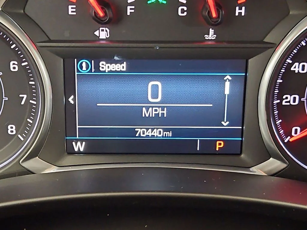 Used 2018 Quicksilver Metallic GMC SLT image 16