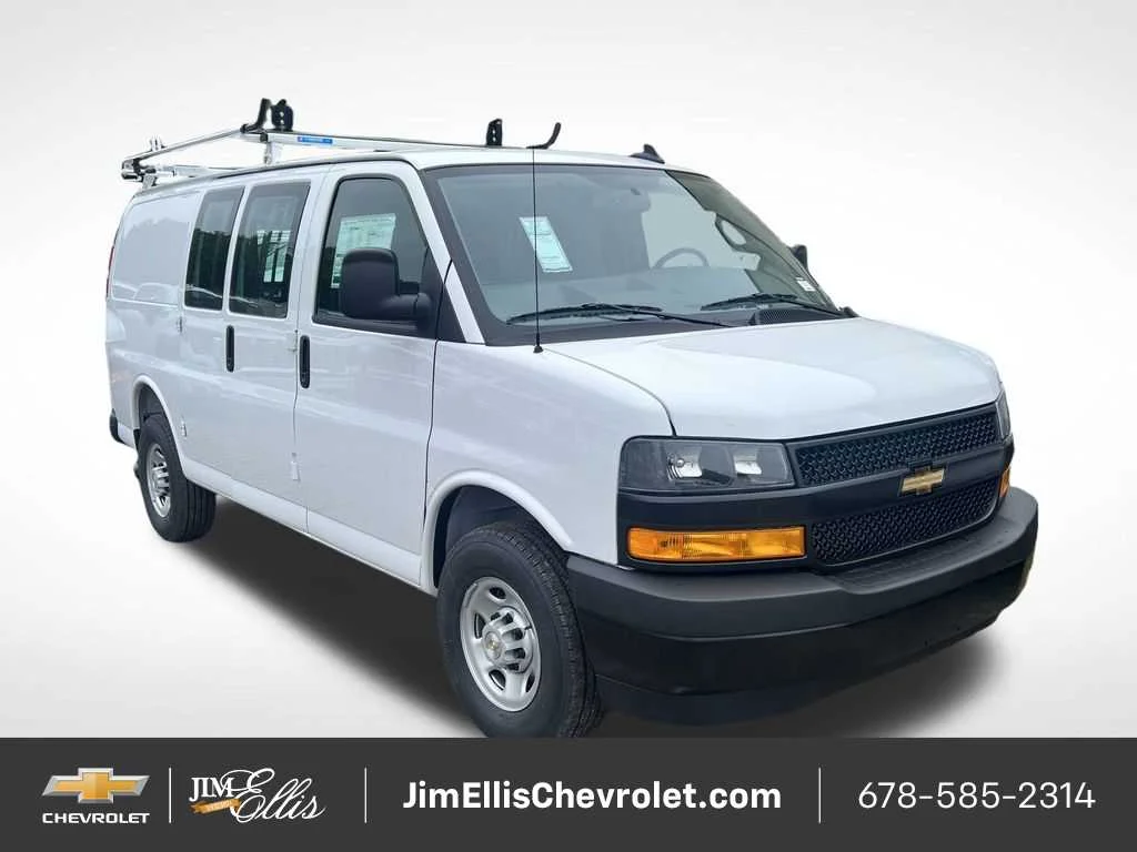 2025 Chevrolet Express 2500 Work Van HD's photo