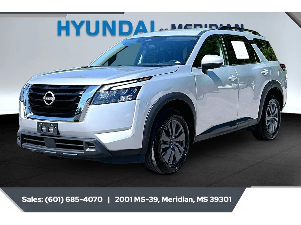 Used 2024 Brilliant Silver Metallic Nissan SV image 10