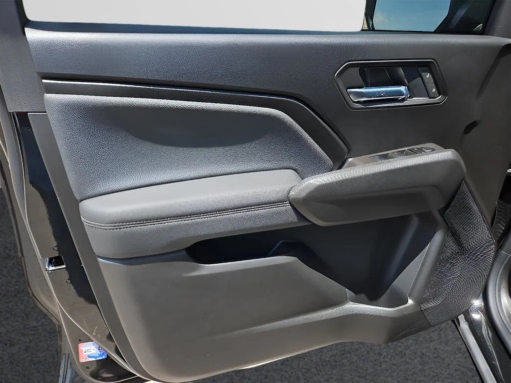 2026 Chevrolet Colorado LT - Photo 24