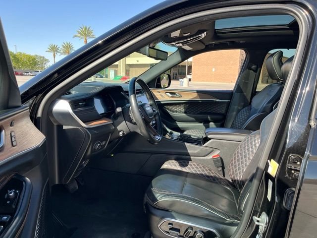 Used 2021 Black Jeep Summit image 13
