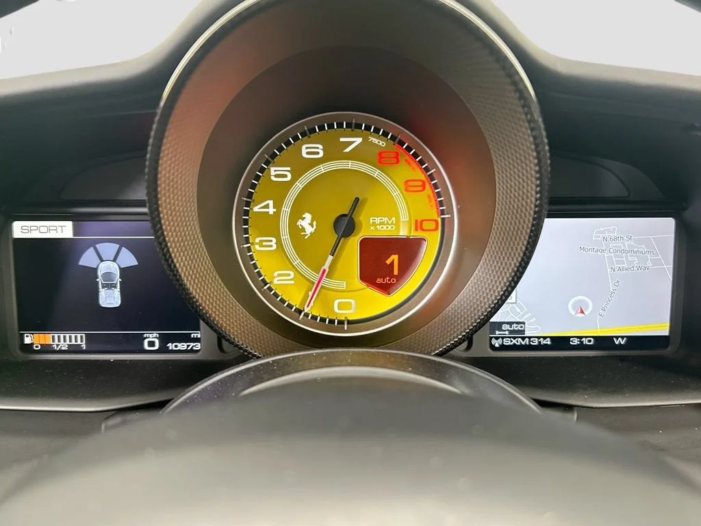 Used 2017 Giallo Modena Ferrari  image 37