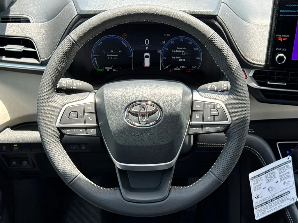 New 2026 Wind Chill Pearl Toyota Limited image 22