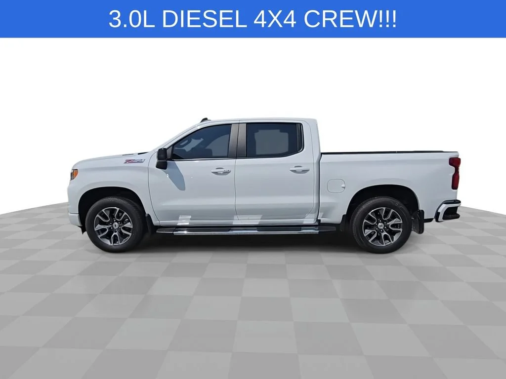 Used 2025 Summit White Chevrolet RST image 5