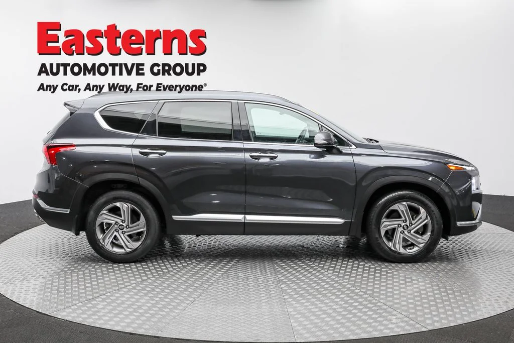 Used 2022 Gray Hyundai SEL image 4