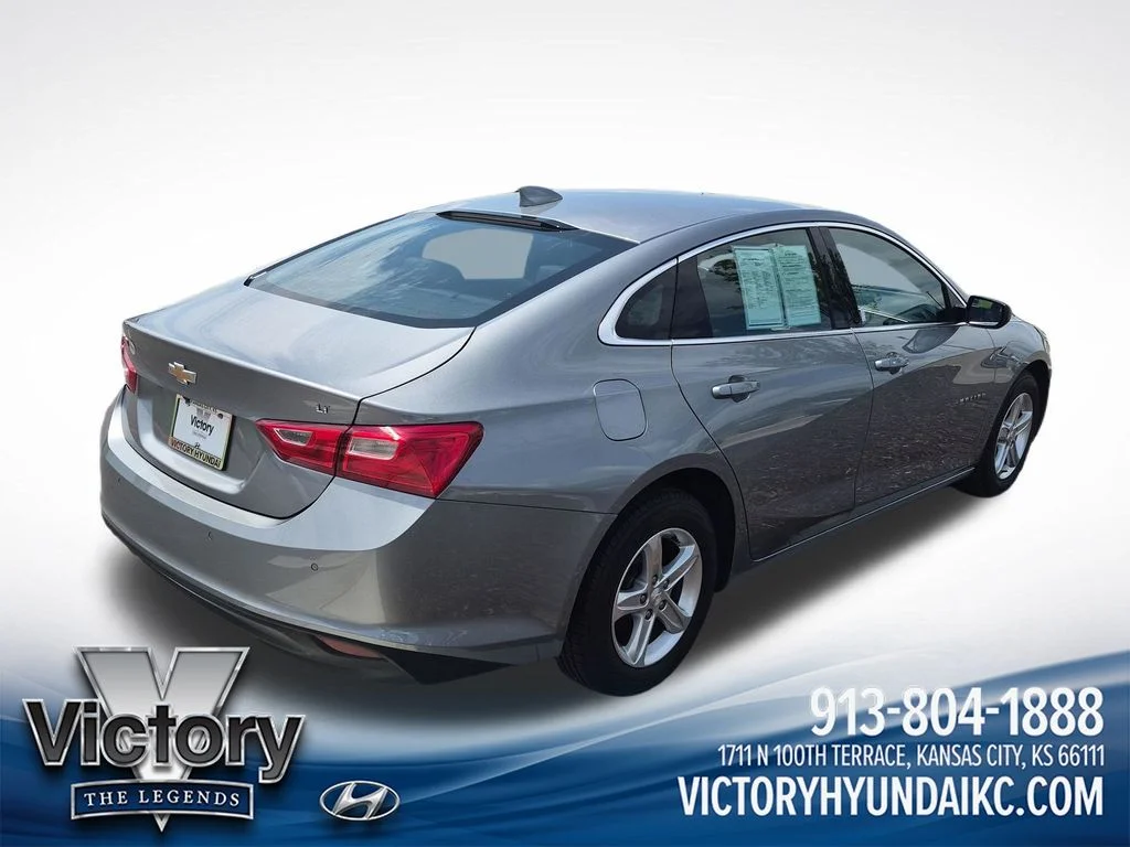 Used 2024 Gray Chevrolet LT image 6