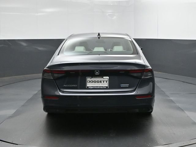 Used 2023  Honda Touring image 5