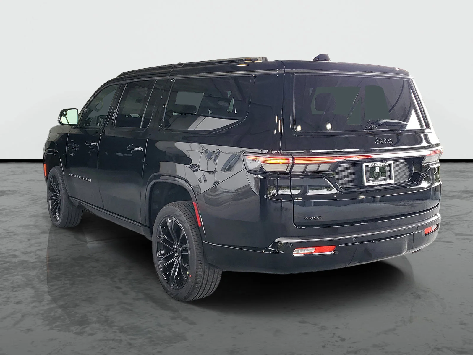 New 2026 High Gloss Black Exterior Paint Jeep Summit Obsidian image 2