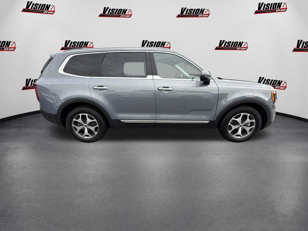 Used 2020 Silver Kia EX image 4