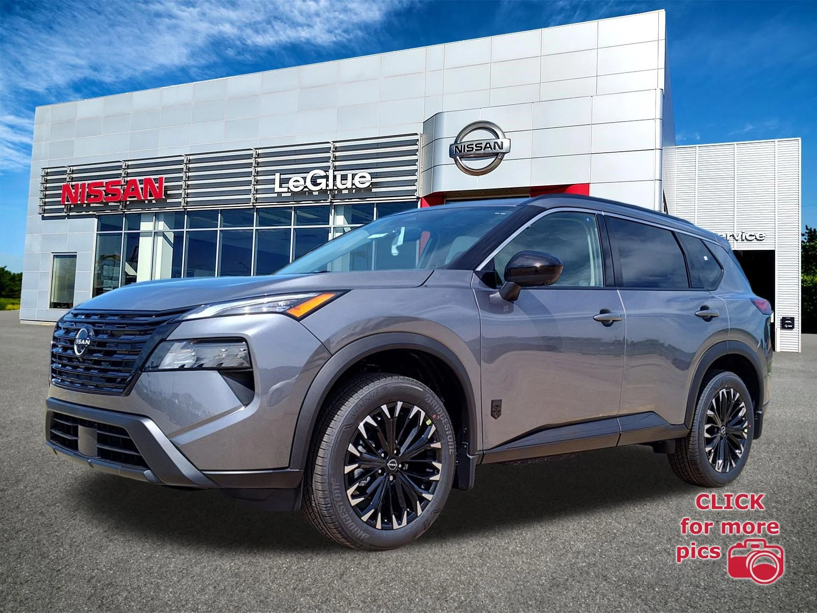 2026 Nissan Rogue Dark Armor™