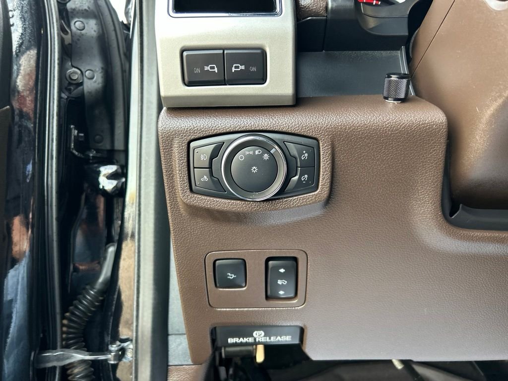 Used 2022 Black Metallic Ford King Ranch image 20