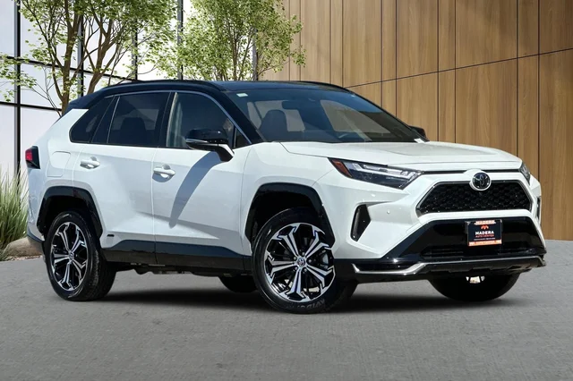 2025 Toyota RAV4 Plug-In Hybrid XSE