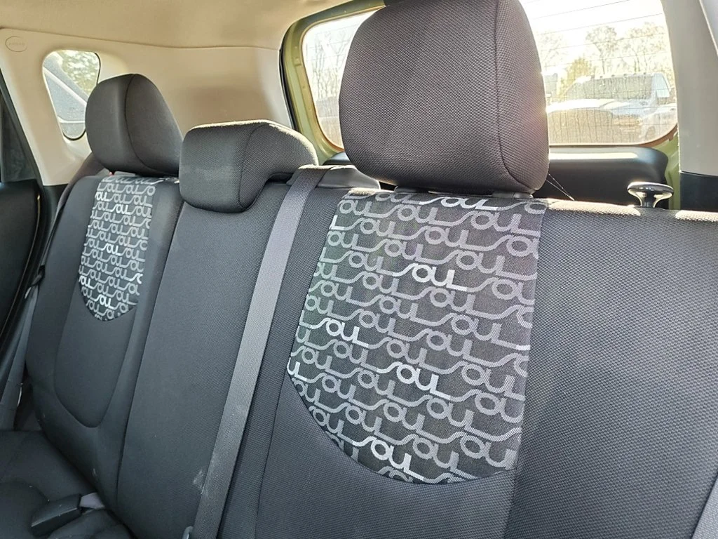 Used 2011 Green Kia Plus image 6