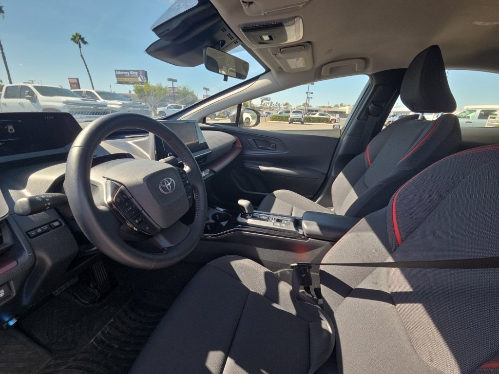 Used 2025 Pearl Toyota SE image 11