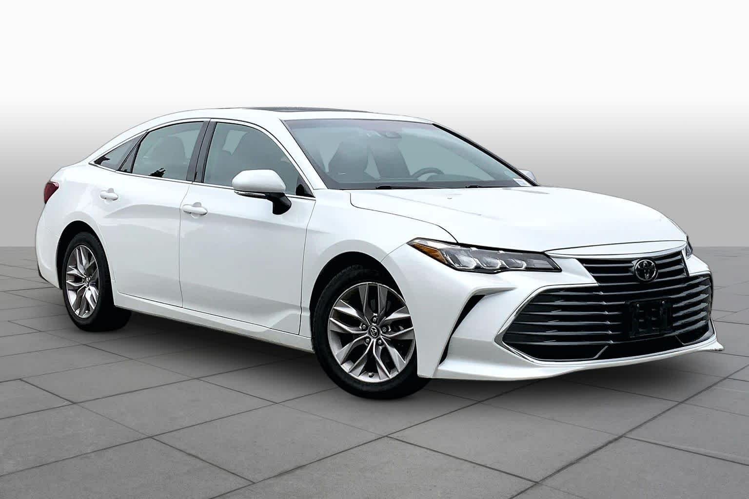 Pre-Owned 2019 Toyota Avalon XLE