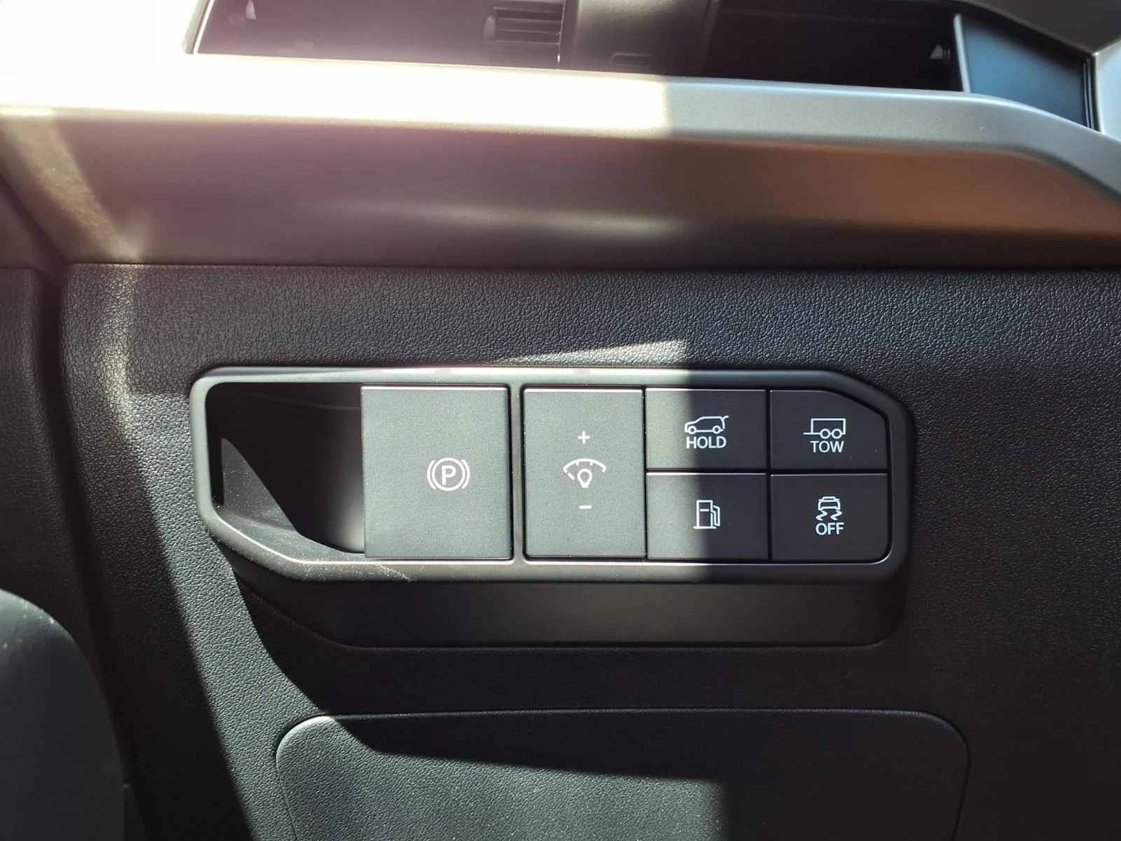 New 2027 Glacial White Pearl KIA EX AWD image 9