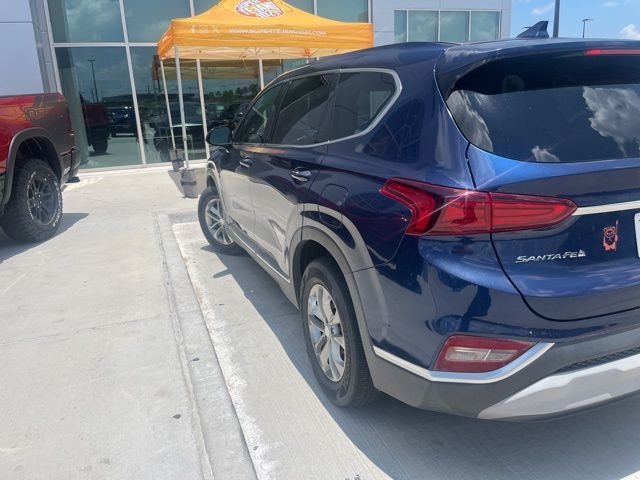 2019 Hyundai Santa Fe SEL 2.4's photo