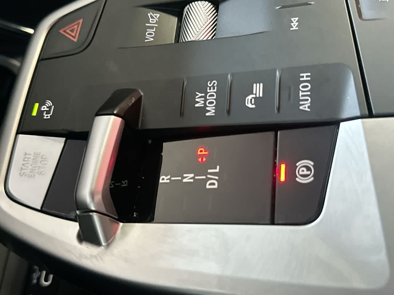 Used 2024 Black BMW xDrive28i image 21