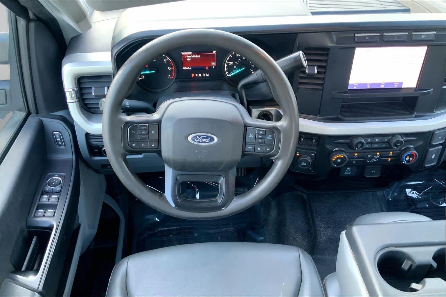 Used 2024 Oxford White Ford XL image 6