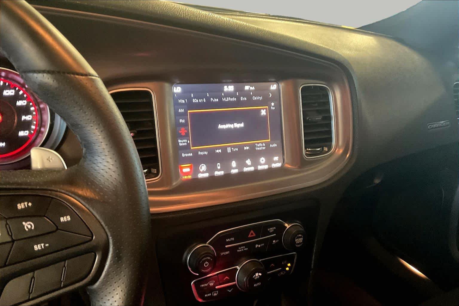 Used 2023 Granite Pearlcoat Dodge R/T image 27