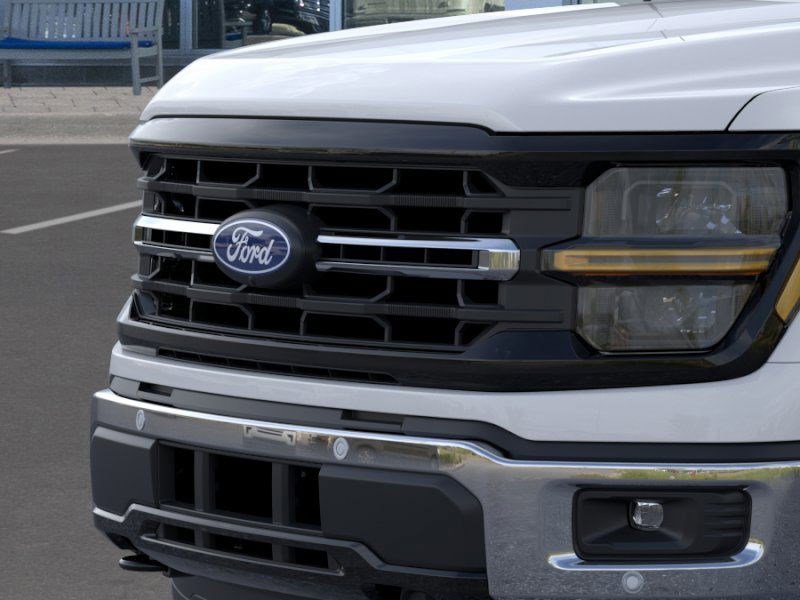 New 2026 Oxford White Ford XLT image 23