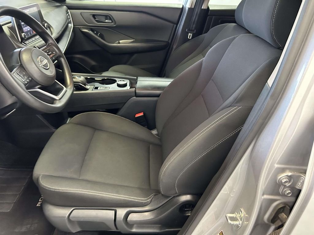 Used 2024 Silver Nissan S image 15