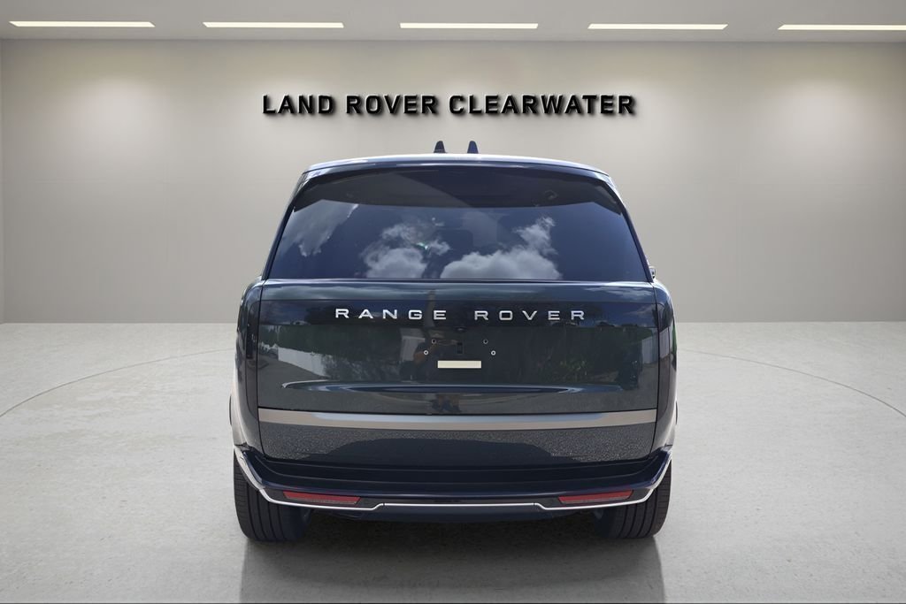 New 2026 Belgravia Green LAND ROVER SE LWB 7-Seats / V8 image 4