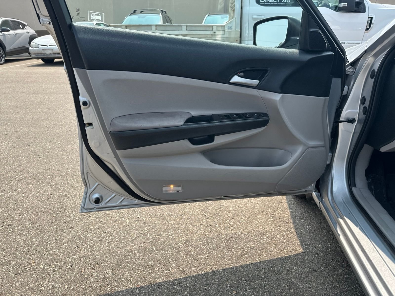 Used 2012 Silver Honda LX image 16