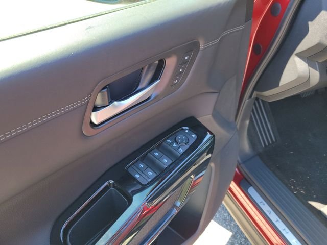 New 2026 Nissan Pathfinder Platinum