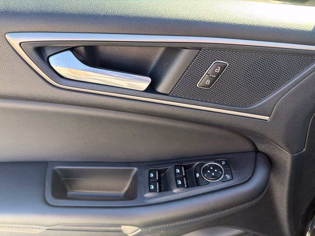 Used 2024 Black Metallic Ford SEL image 10