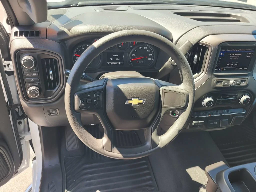 2023 Chevrolet Silverado 1500 Custom - Photo 23