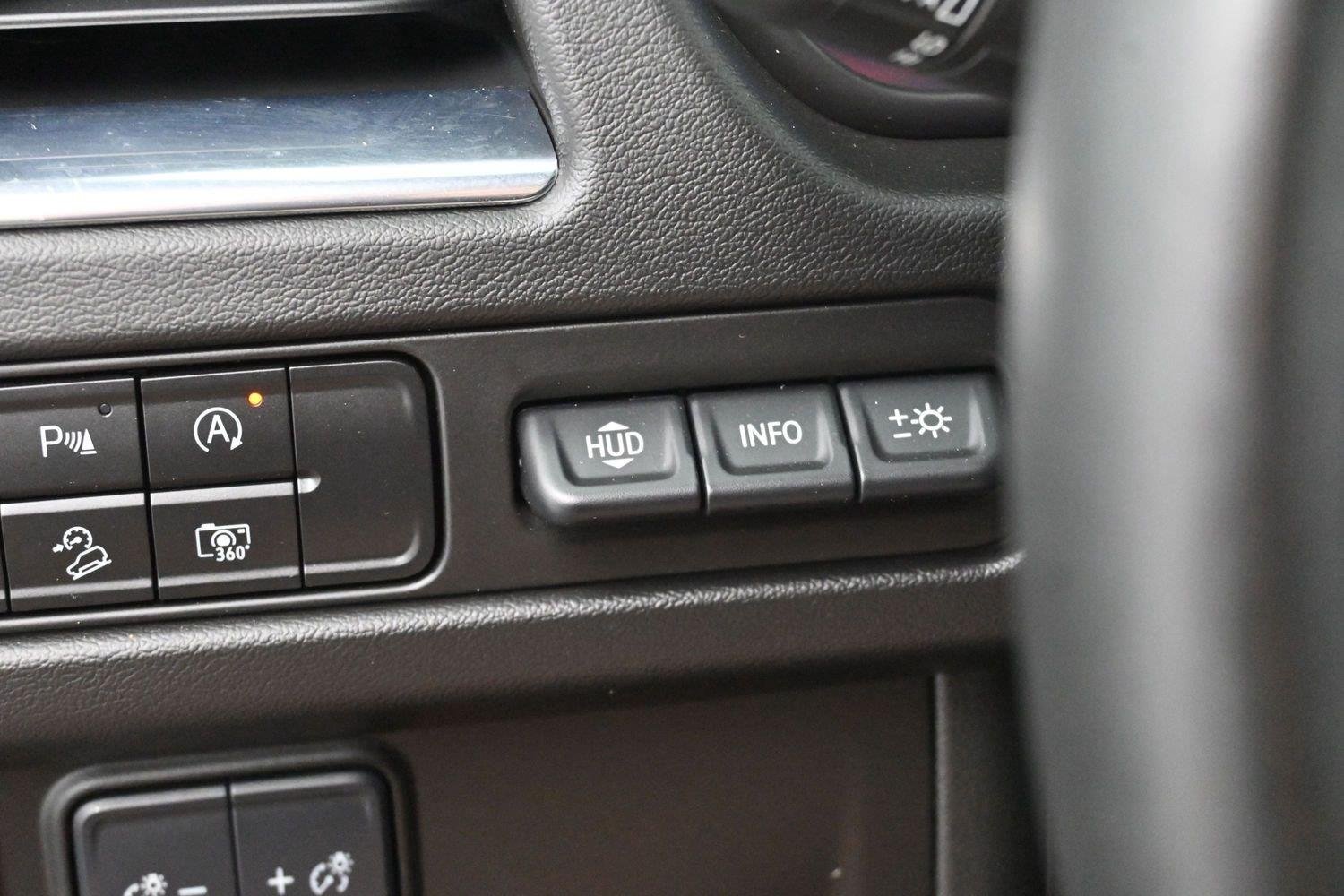 Used 2023 Black Chevrolet High Country image 19