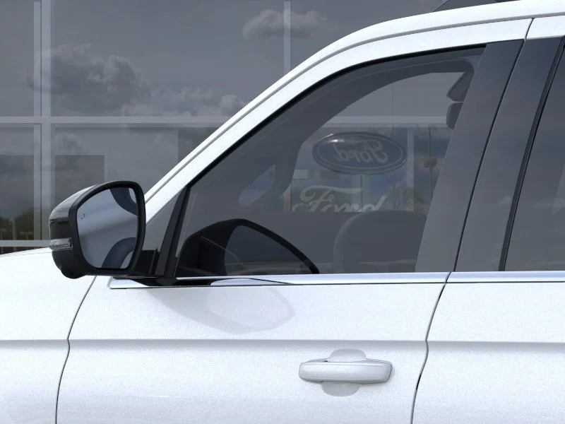 New 2026 Star White Metallic Tri-Coat Ford MAX Platinum® image 43