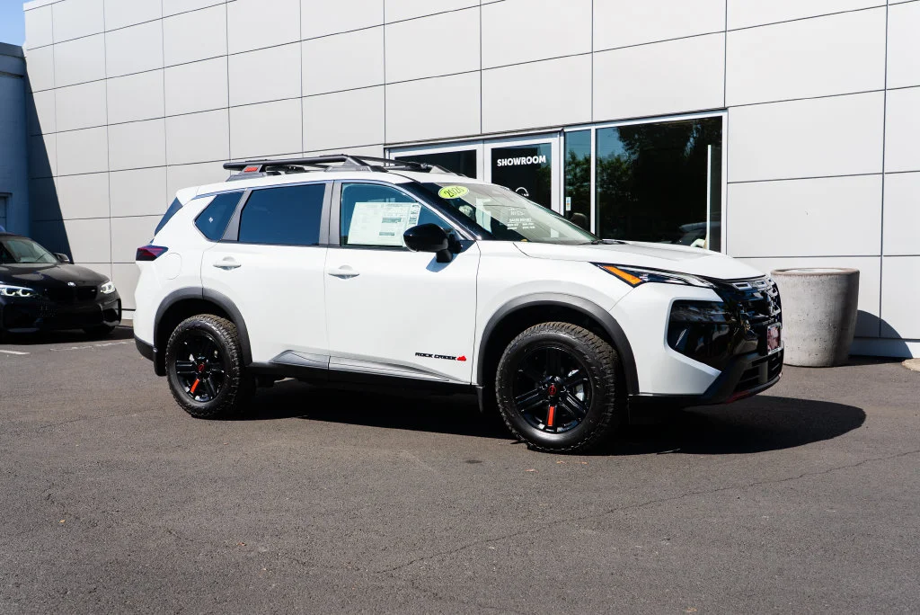 New 2026 Everest White Pearl TriCoat Nissan Rock Creek® image 29