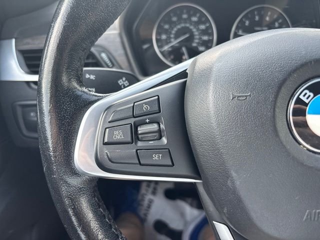 Used 2017 White BMW xDrive28i image 19