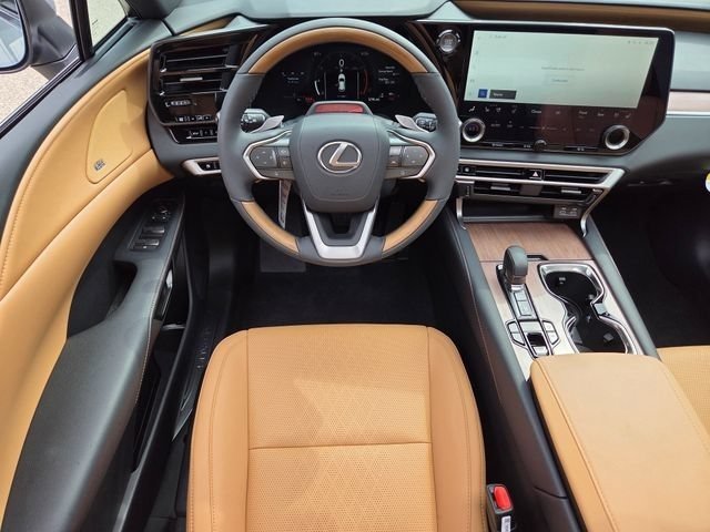New 2026 Iridium Lexus PREMIUM PLUS image 4