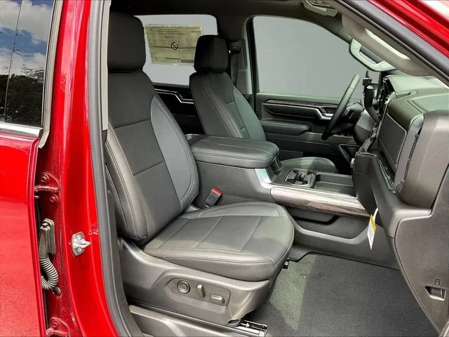 2026 Chevrolet Silverado 2500 HD LTZ - Photo 11