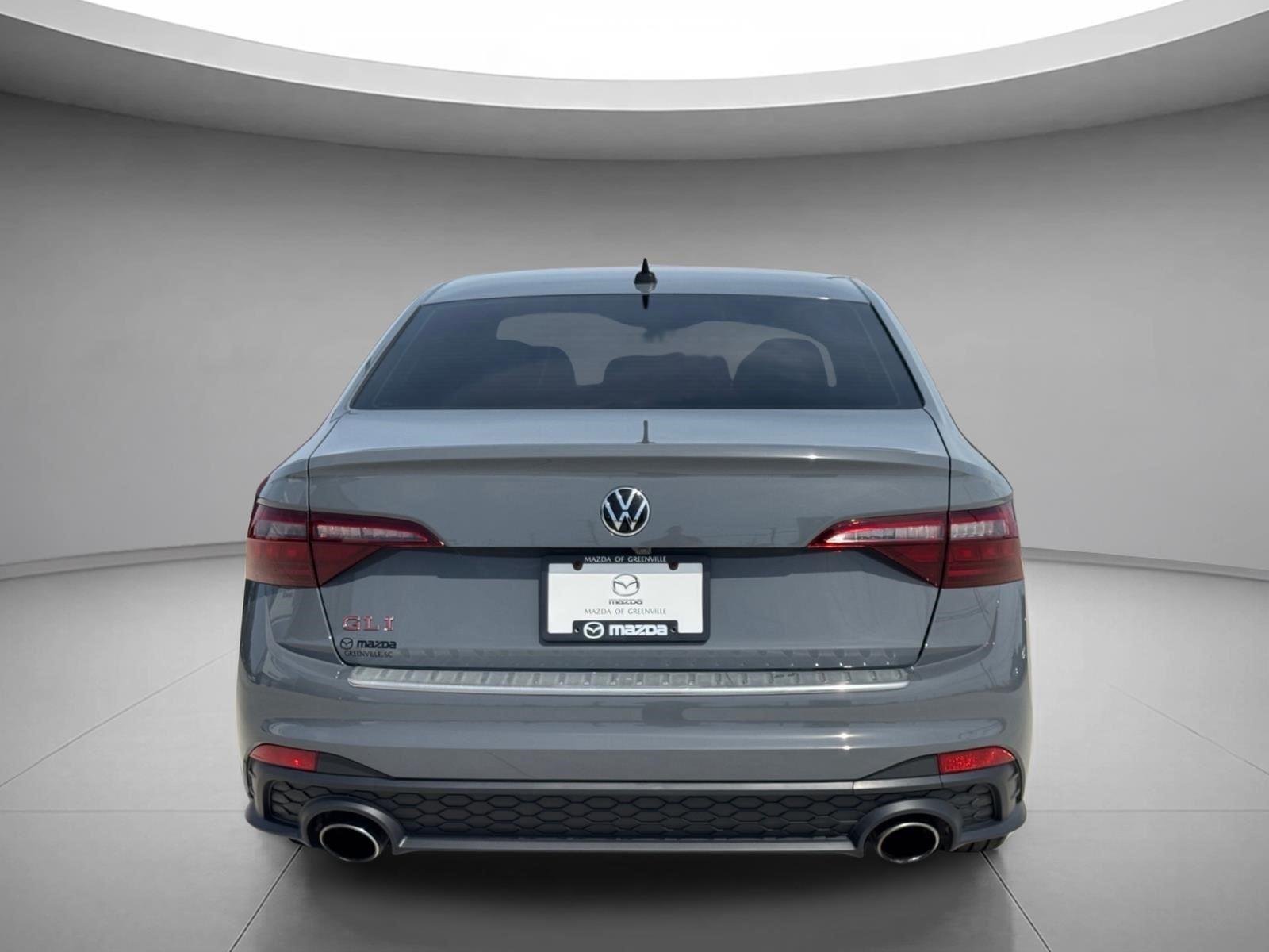 Used 2022 Pure Gray w/Black Roof Volkswagen Autobahn image 4