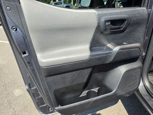 2023 Toyota Tacoma SR5 - Photo 23