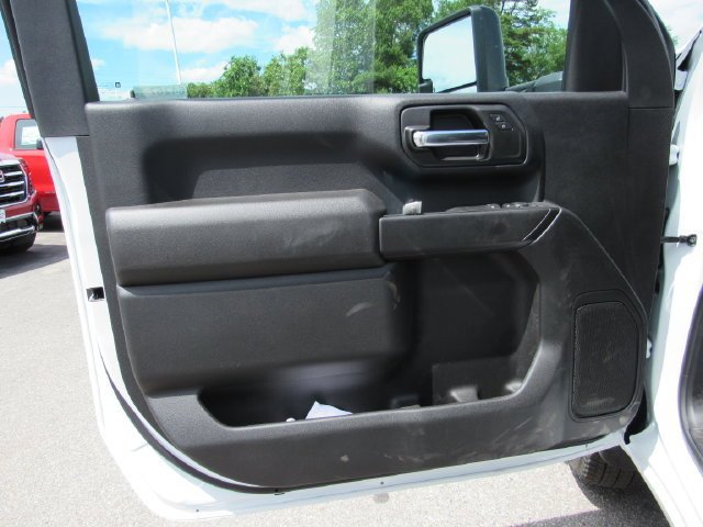 2026 GMC Sierra 3500 Chassis Cab Pro - Photo 12