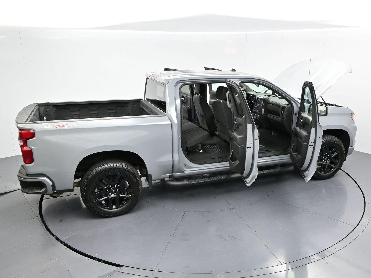 Used 2024 Slate Gray Metallic Chevrolet Custom image 36