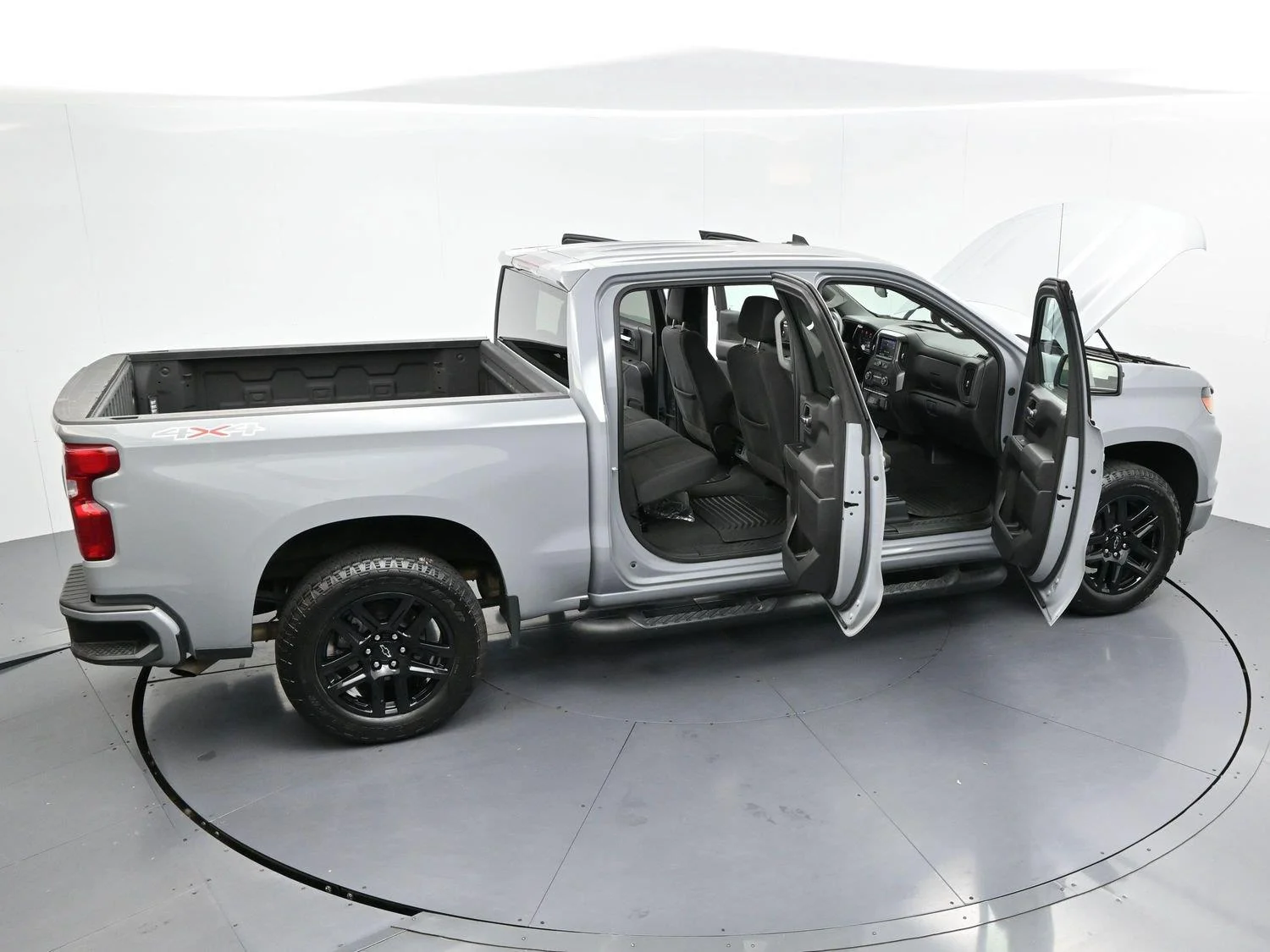 Used 2024 Slate Gray Metallic Chevrolet Custom image 36
