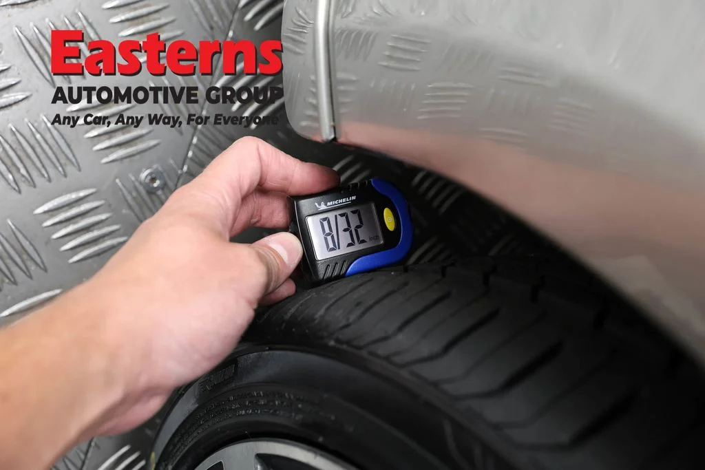 Used 2019 Silver Lexus 300 image 31