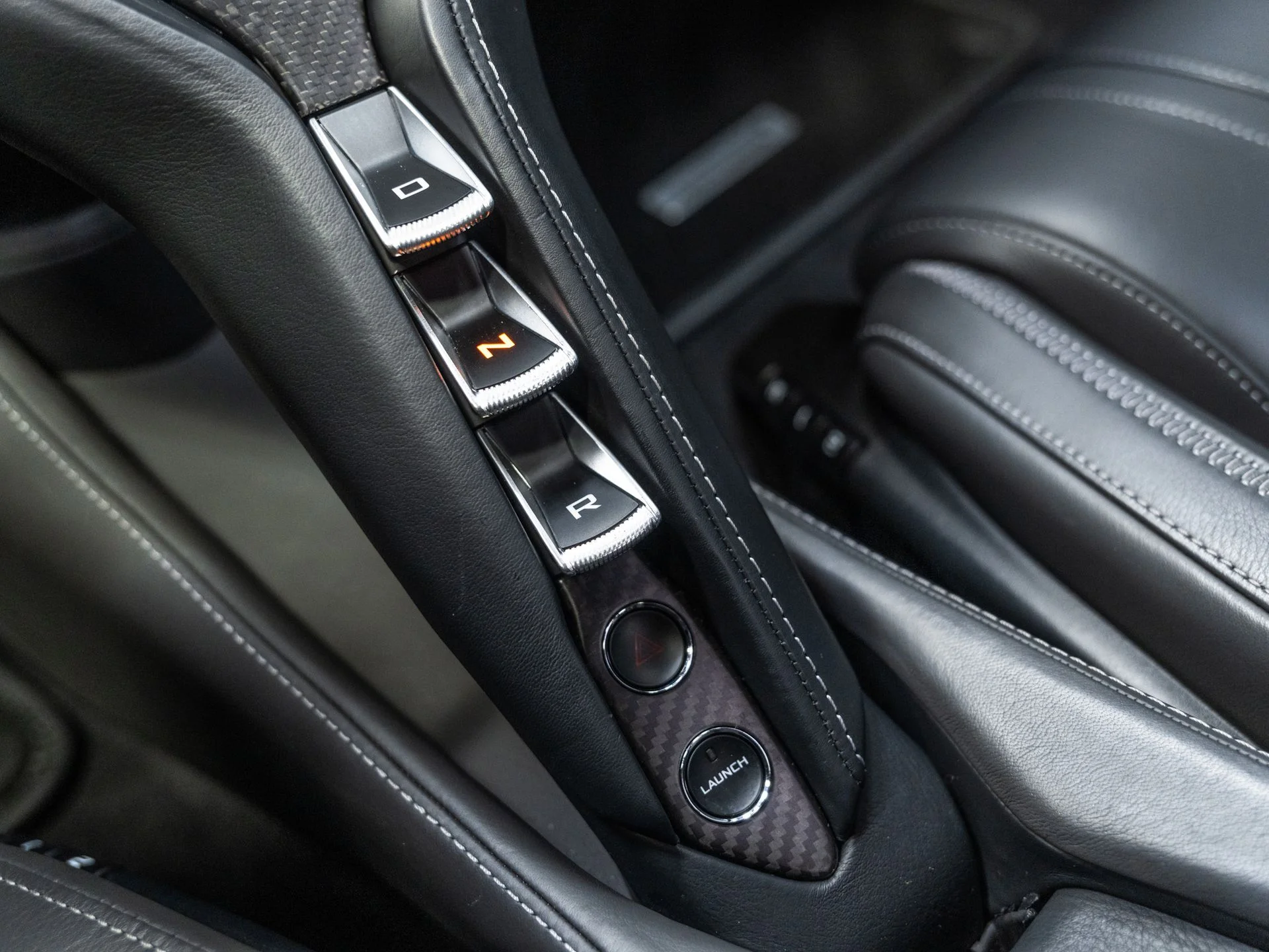 Used 2018 Quartz McLaren Luxury image 28