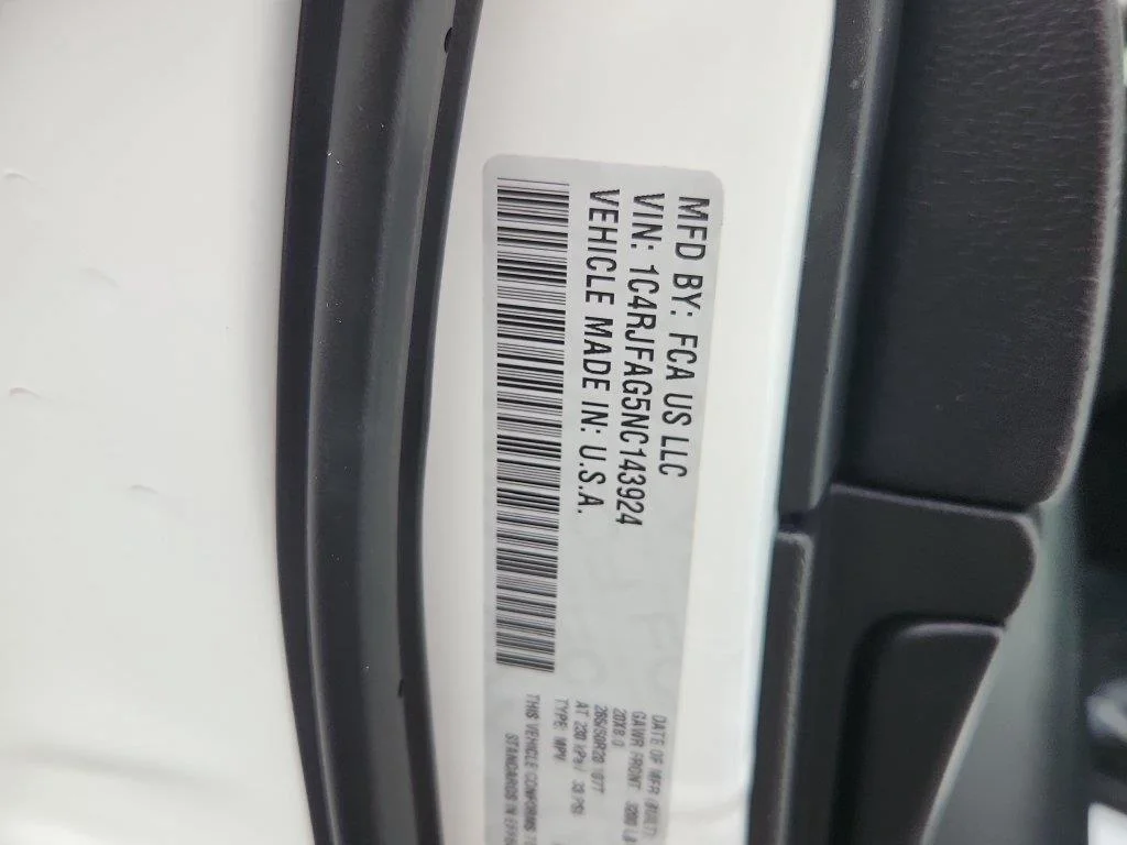 Used 2022 Bright White Clearcoat Jeep Laredo X image 20